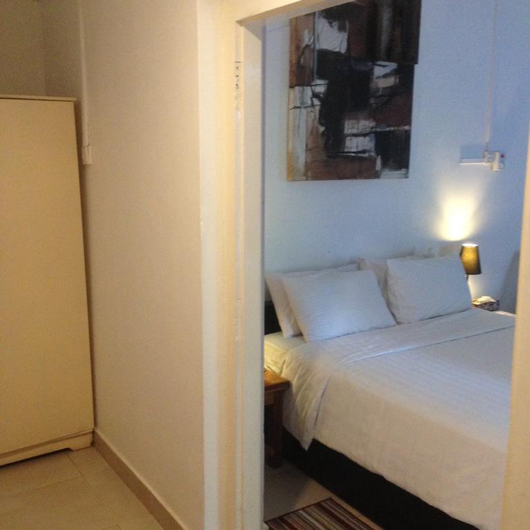 Fire Dragon Hideaway Otel Negombo Dış mekan fotoğraf