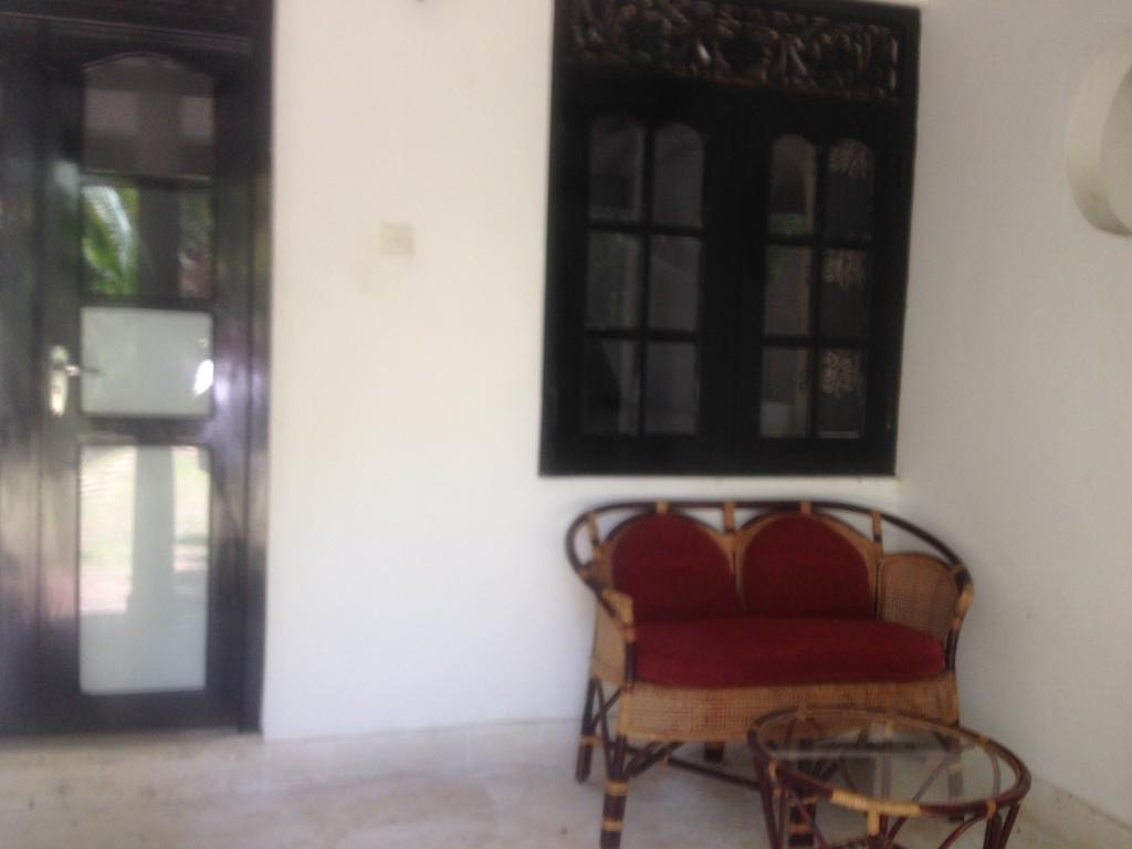 Fire Dragon Hideaway Otel Negombo Dış mekan fotoğraf